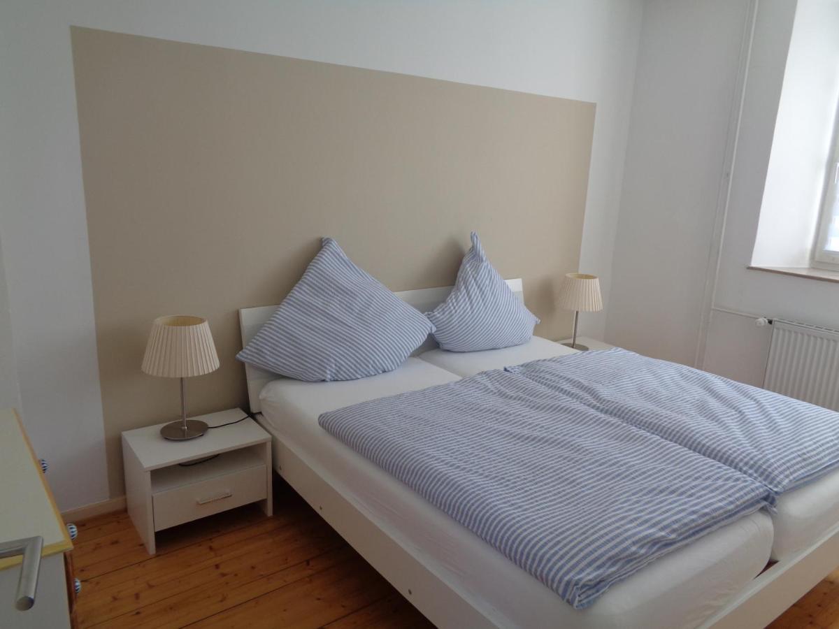 Ferienwohnung Altes Pfarrhaus Mit Flair Und Moselblick Brauneberg Exterior foto